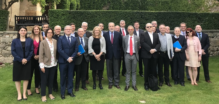 Discurso de Marcelino Oreja sobre ‘Carlos V, Vitoria y Erasmo’