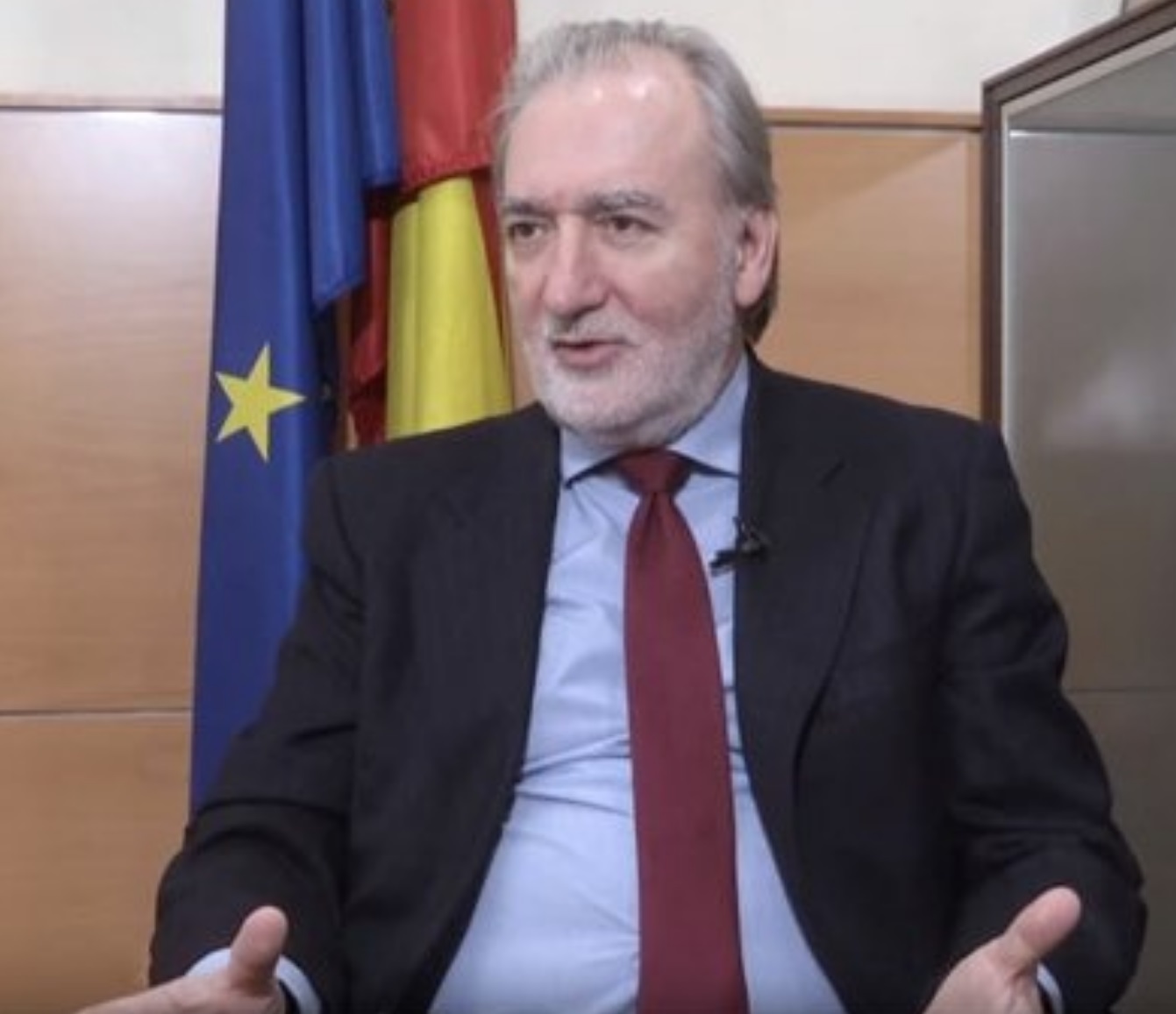 «El acuerdo de inversiones con China es una oportunidad para ambos, pero la gran cuestión es el acuerdo más amplio entre la UE y Estados Unidos para reconfigurar la relación triangular»